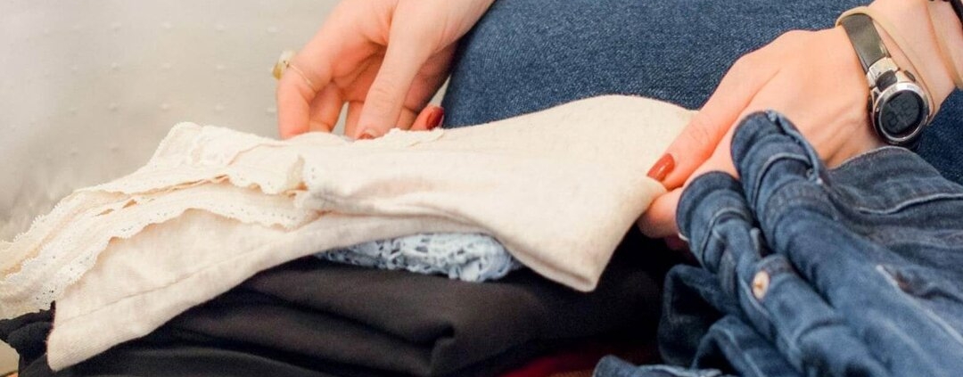 How To Pack Folded Clothes